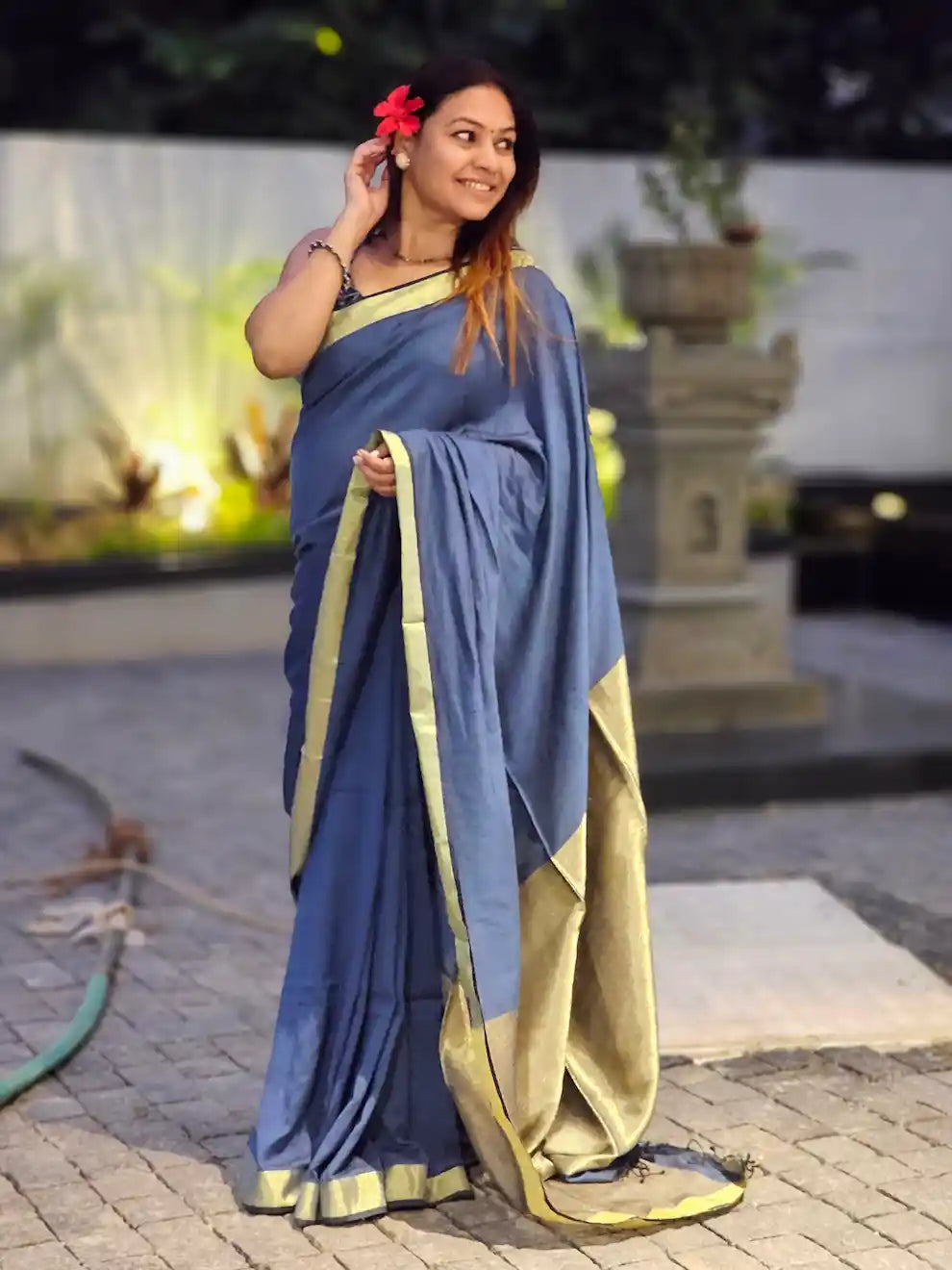 Mohini-Blue Handwoven Pure Cotton Saree With Golden Zari Pallu And Border | Running Blouse