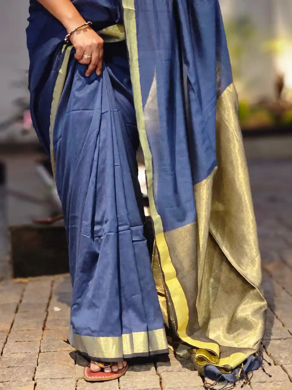 Mohini-Blue Handwoven Pure Cotton Saree With Golden Zari Pallu And Border | Running Blouse